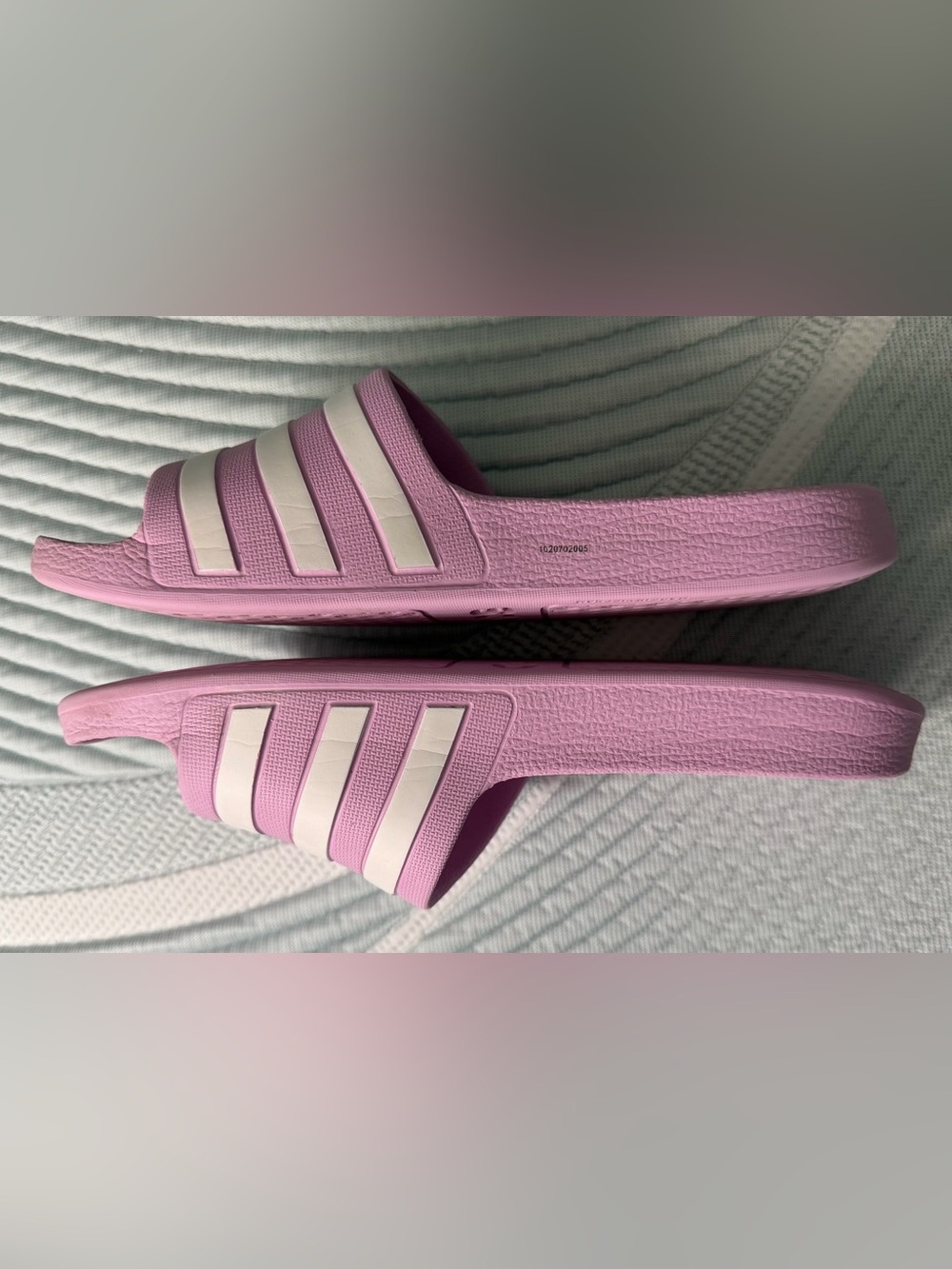 ADIDAS WOMEN’S ADILETTE AQUA SLIDES - Picture 3 of 12